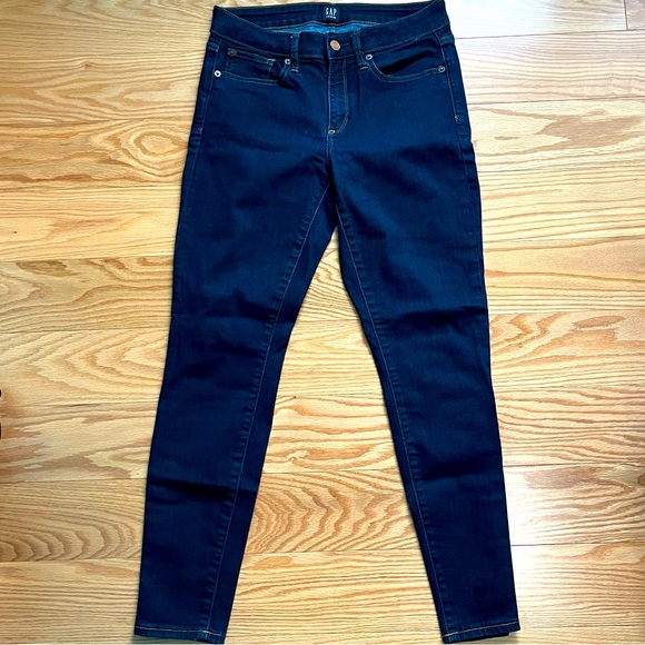 4/$20 SALE - Gap Denim Jeans - Picture 2 of 6